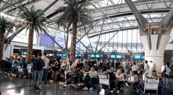 Middle East Flight Cancellations Decline: What the Recovery Means for Oman's Travel and Investment Sectors