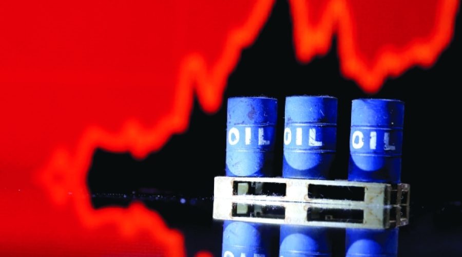 Oman Crude Oil Price Surges to $124: Key Impacts for Investors and Businesses in Oman