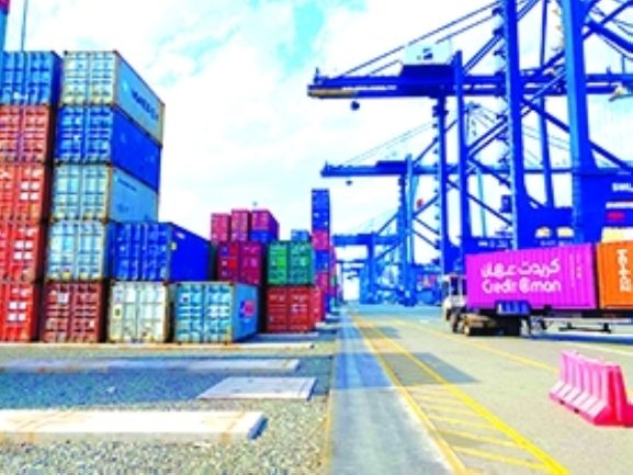 يبرز القطاع غير النفطي كمحرك رئيسي للاستقرار: ما يعنيه ذلك للمستثمرين والشركات في سلطنة عمان