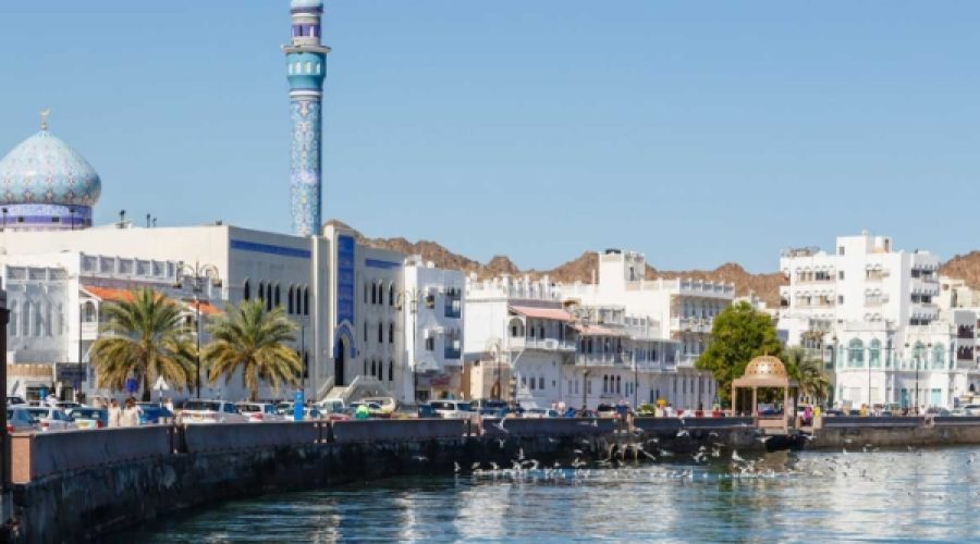 توقعات نمو عدد الزوار في سلطنة عمان لعام 2026: ماذا يعني ذلك للمستثمرين وأصحاب الأعمال؟