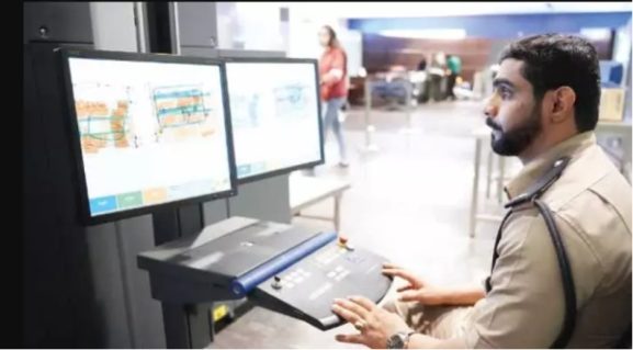 قيادة التحول الرقمي: كيف يمكن لتحول سلطنة عمان أن يعزز أعمالك في قطاع الخدمات اللوجستية