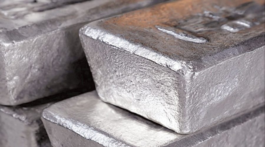 مشاريع الألمنيوم الأخضر في المنطقة الاقتصادية الخاصة بالدقم: ما يحتاج المستثمرون وأصحاب الأعمال إلى معرفته حول صناعة الألمنيوم المستدامة الناشئة في سلطنة عمان