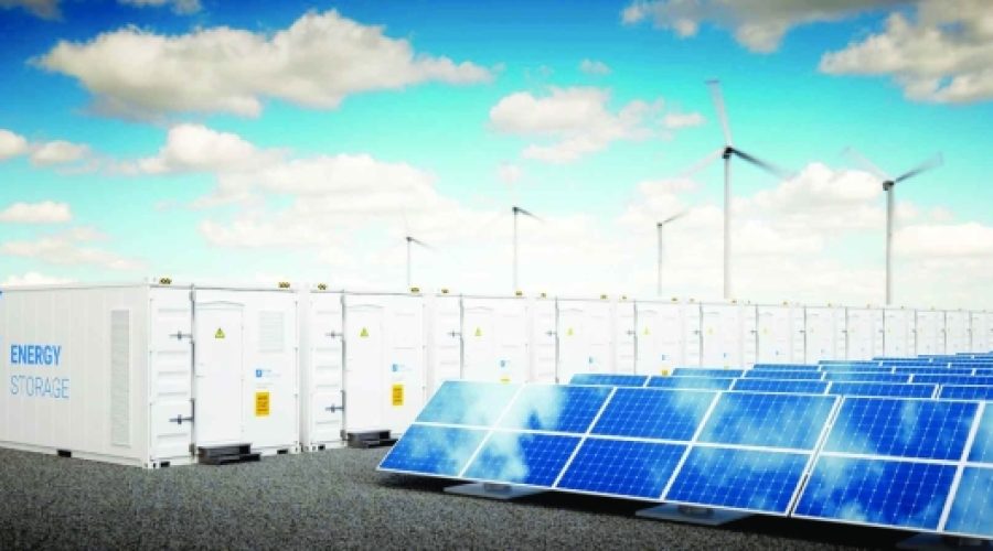 شركة عُمان لنقل الطاقة تستثمر 376 مليون ريال عُماني في تخزين الطاقة بالبطاريات: الآثار المترتبة على مستثمري الطاقة المتجددة