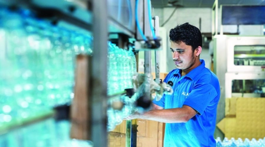 تجاوزت القيمة المضافة للقطاع الخاص 8.6 مليار ريال عماني: ما الذي يعنيه هذا النمو للمستثمرين ورواد الأعمال في سلطنة عمان؟