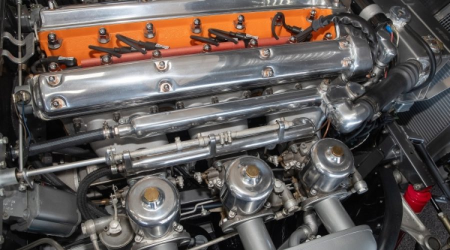 ابتكار جاكوار القوي في المحركات: ماذا يعني ذلك للمستثمرين وفرص نمو الأعمال؟