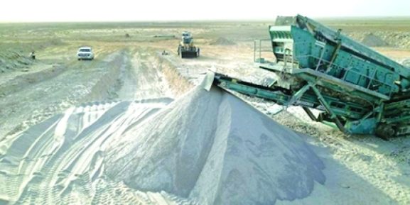 Oman's Strategy to Boost Silica Sand Exports: What It Means for Investors and Businesses