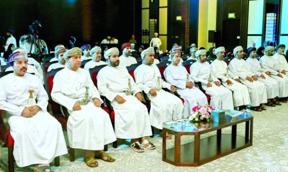 تجاوزت عوائد محاسبي الشركات المعتمدين 7 ملايين ريال عماني في عام 2025: ما الذي يعنيه ذلك بالنسبة للتدفقات النقدية للشركات في سلطنة عمان؟