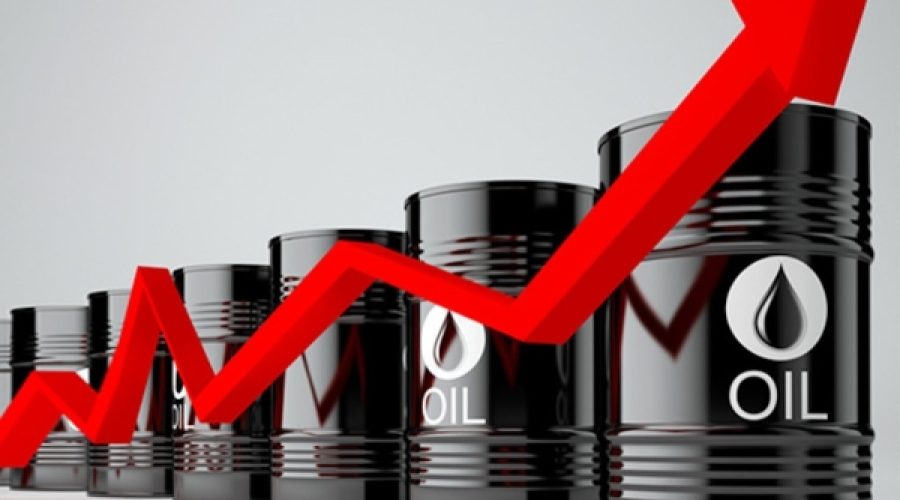 Oil Prices Reach Four-Year Peak Amid Trump Blockade Warning: What Investors and Businesses in Oman Need to Know