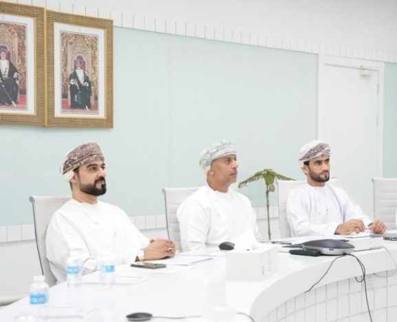 مشاركة سلطنة عُمان في الاجتماع الاقتصادي لدول مجلس التعاون الخليجي: آثارها على الاستثمار ونمو الأعمال في المنطقة