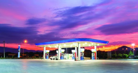 New Fuel Station Regulatory Framework from May 6: What Investors and Business Owners Need to Know in Oman