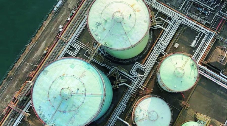 Oil Markets Remain Tight: Implications for Investors and Businesses in Oman