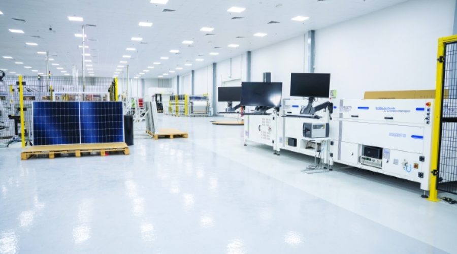 Major Solar Module Maker Launches in Oman: A Game Changer for Investors and Entrepreneurs