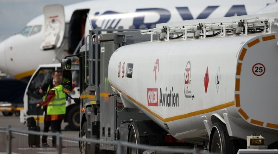 Jet Fuel Crisis: How European Airlines’ Optimism Could Affect Your Business Operations This Summer
