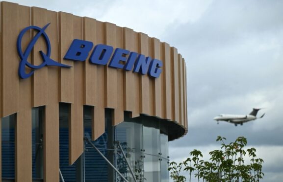 China's Major Purchase of 200 Boeing Jets: Opportunities for Investors and Businesses in Oman