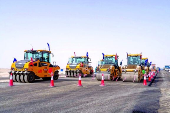 Galfar Launches AI-Powered Asphalt Paving: Implications for Innovation and Cost Efficiency in Oman's Construction Sector