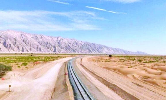 Track Installation Begins on Hafeet Rail Project: Key Implications for Business Growth in Oman