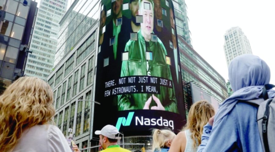 SpaceX’s Anticipated Nasdaq Debut: What This $2 Trillion Valuation Means for Investors and Entrepreneurs