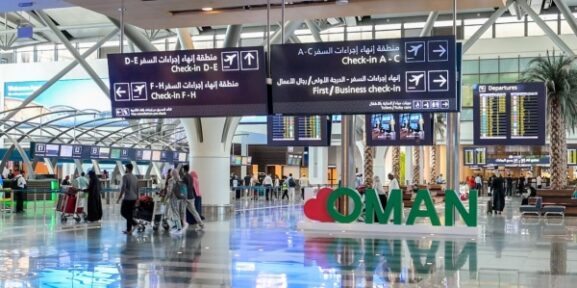 Oman Air and SalamAir Expand Flights and Seats for Khareef Dhofar 2026: What This Means for Business and Tourism Growth in Oman
