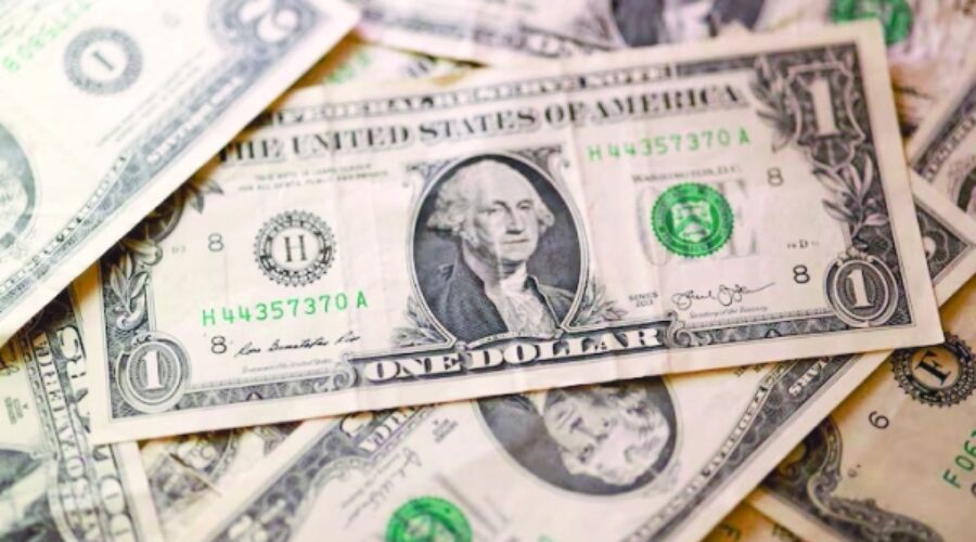 Dollar Set for Strong Monthly Gain: What U.S. Inflation Data Could Mean for Omani Investors and Business Owners