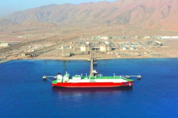 Oman LNG Delivers First Shipment Aboard Muscat LNG: Implications for Investors and the Future of Energy in Oman