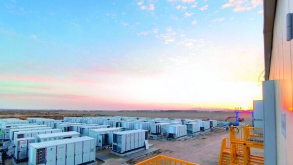 Two Major BESS Projects Near Completion in Oman: What This Means for Investors and Entrepreneurs