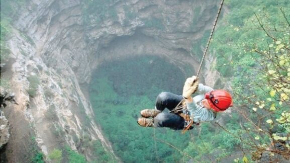 Warning Against Unlicensed Adventure Activities During Khareef: What It Means for Your Business and Investment in Oman's Tourism Sector