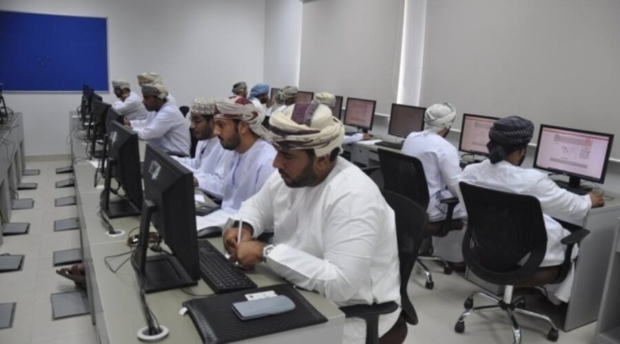 Ministry of Labour Achieves 56.82% of Employment and Training Targets in H1: Key Implications for Oman’s Workforce Development and Business Growth