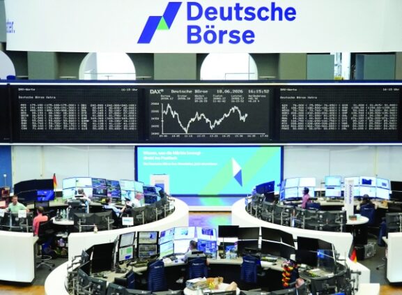 Global Stocks Rise on US Jobs Data Cooling Fed Rate Hike Fears: What Investors Need to Know