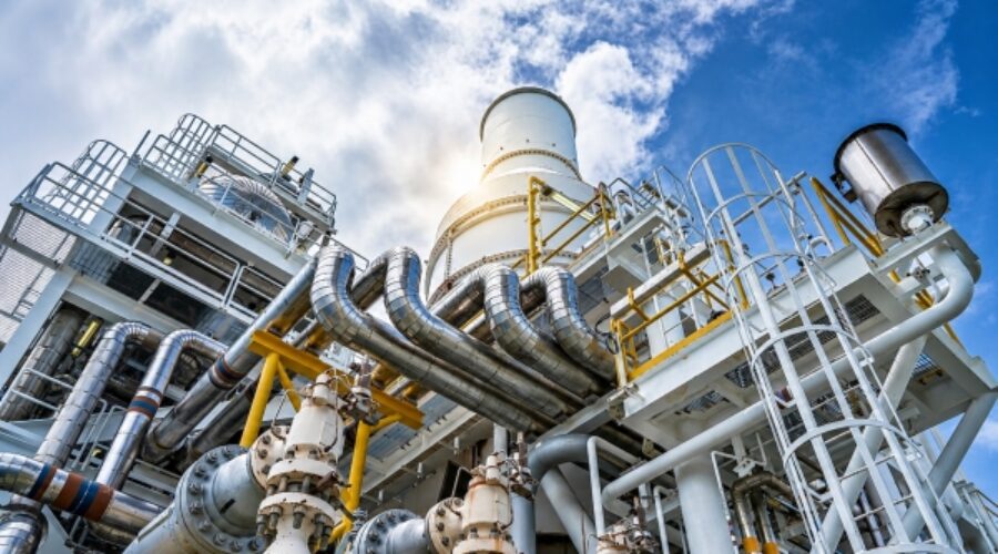 Al Baleed’s Investment in CO₂-to-Chemicals Venture: Key Implications for Oman’s Business Landscape