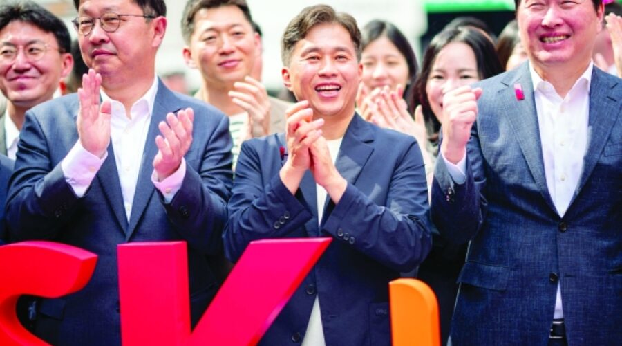 Chip Stocks Surge: What SK Hynix’s Market Debut Means for Global Investors and Tech Entrepreneurs