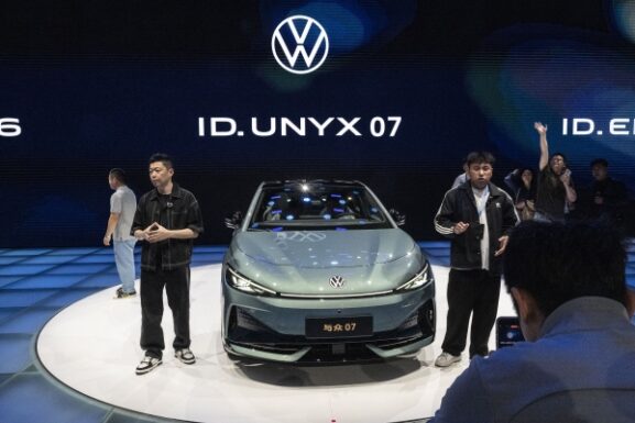 Volkswagen's Challenges Originating in China: What Investors Should Know for Future Business Strategies